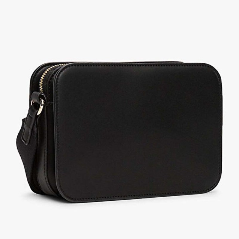 Elden Taksitle TOMMY HILFIGER KADIN ÇANTA SS25 AW0AW17229BDS