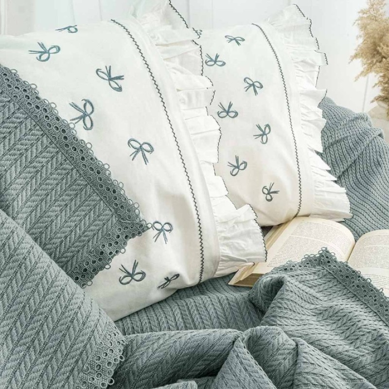 Elden Taksitle ZEBRA CASA NANCY ÇİFT KİŞİLİK NAKIŞLI PİKE TAKIMI