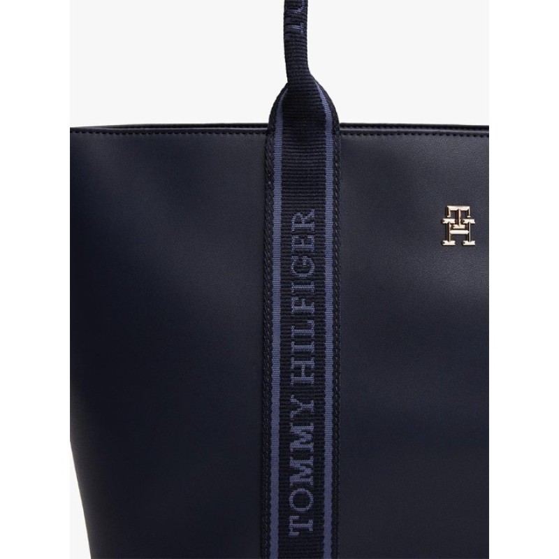 Elden Taksitle TOMMY HILFIGER MAVİ KADIN ÇANTA SS25 TH LOGOTAPE TOTE AW0AW17198DW6