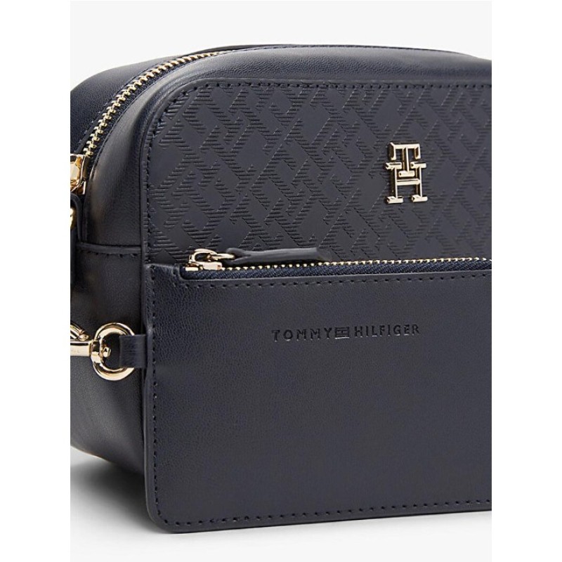 Elden Taksitle TOMMY HILFIGER MAVİ KADIN ÇANTA SS25 TH DISTINCT CAMERA MONO AW0AW17221DW6