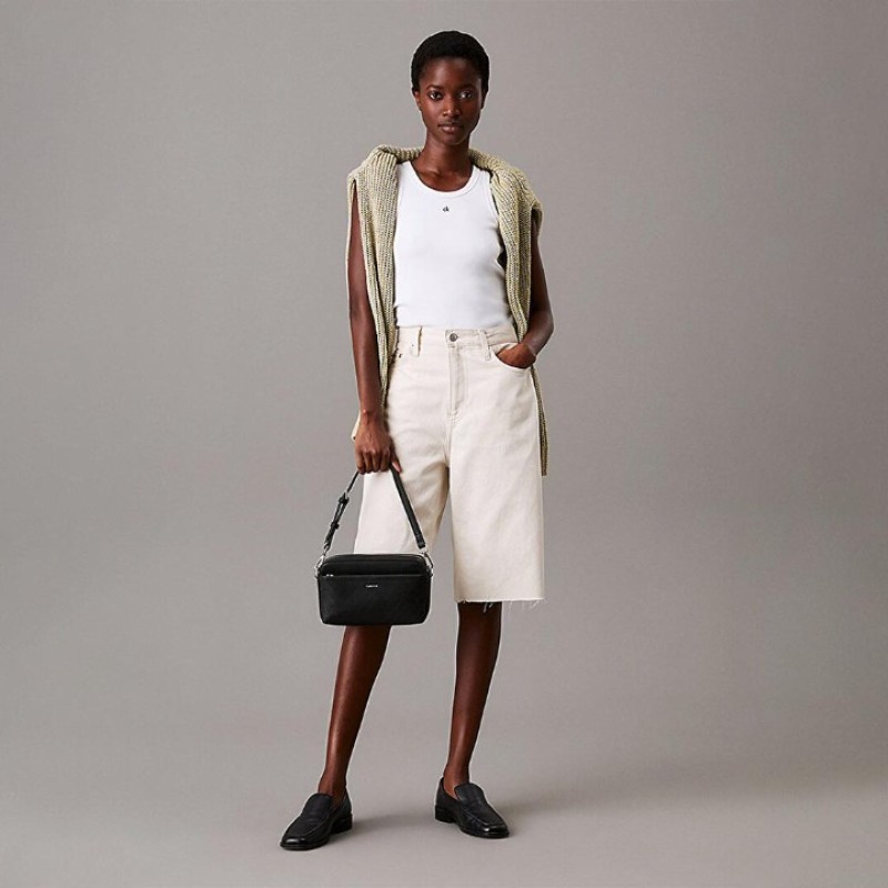 Elden Taksitle CALVIN CLEIN SİYAH KADIN ÇANTA SS25 CK MUST CONV CAMERA MONO K60K613021BEH