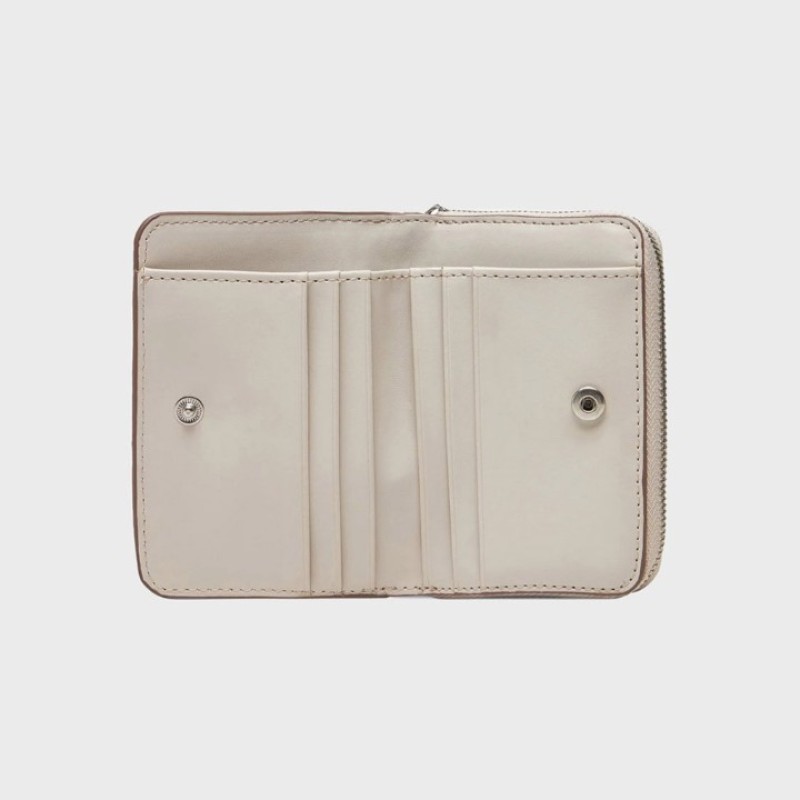 CALVIN CLEIN BEJ KADIN CÜZDAN SS25 CK MUST SMALL TRIFOLD MONO K60K612939BEH