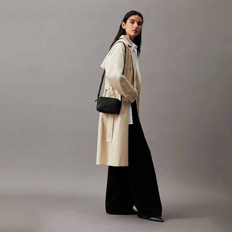 CALVIN CLEIN SİYAH KADIN ÇANTA SS25 CK MUST CAMERA K60K610293BAX