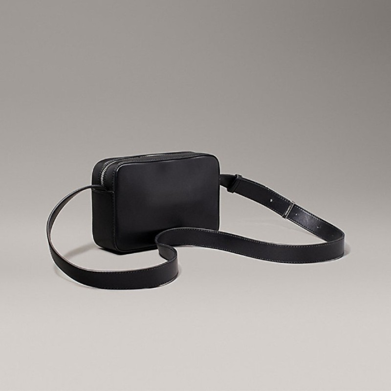 CALVIN CLEIN SİYAH KADIN ÇANTA SS25 EMBOSSED LOGO CAMERA K60K612555BEH